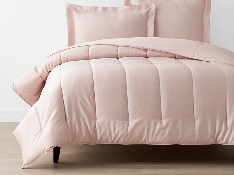 Design 7 — Microfiber, 90 GSM comforters manufactured by Royal Mills, India