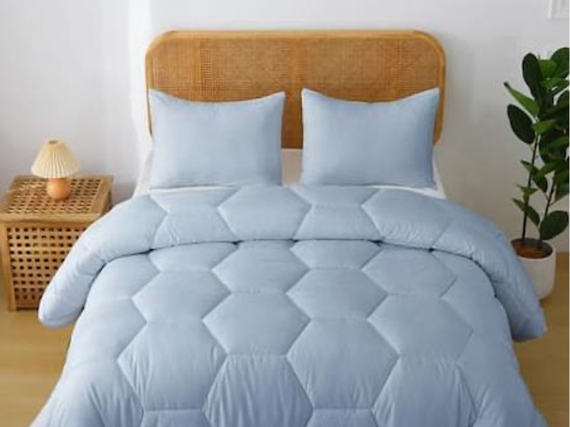 Design 8 — Microfiber, 90 GSM comforters manufactured by Royal Mills, India